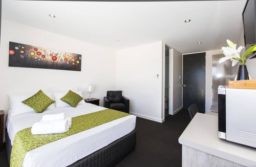 Mount Isa City Hotel | Icon on Isa