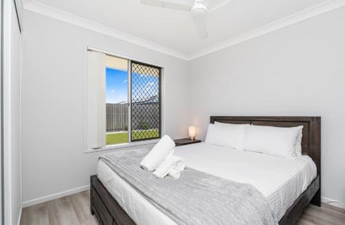 Eli Waters House | Ideal for Tradies and Nurses by Custom Bnb Hosting