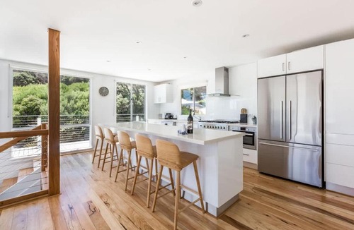 Yallingup House | Idlehour - Panoramic Retreat by Yallingup Beach