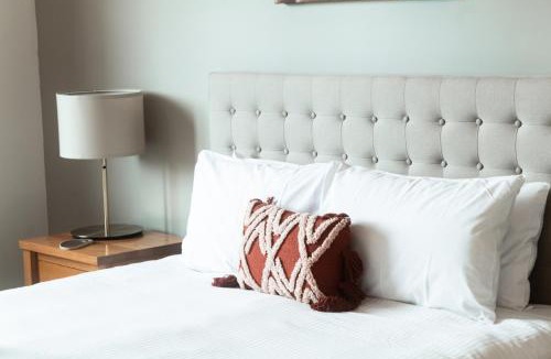 Lovedale House | Idyllic Loft in the heart of Lovedale