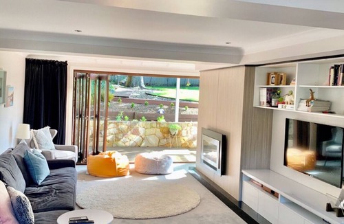 Balnarring House | Immerse yourself in the Bliss of Balnarring