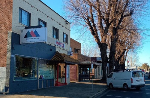 Cooma Hotel | iMotel Cooma