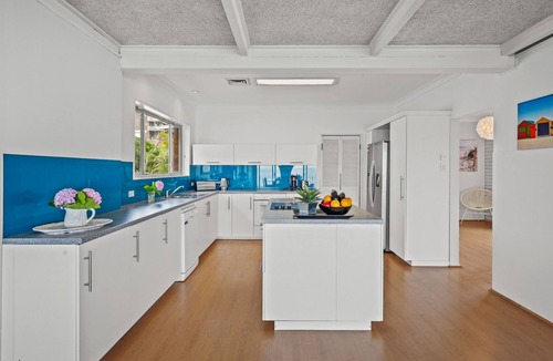 Blue Bay House | Incredible 5-Bedroom Beachfront Retreat with Pool