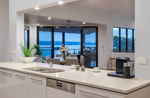 Hamilton Island House | Infinity, Infinity on Hamilton Island