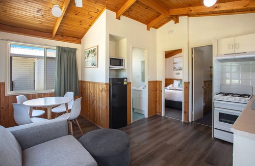 One Mile Other | Ingenia Holidays Middle Rock