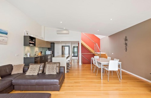 Marengo House | Inn Off The Reef