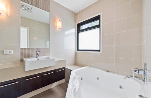 Marengo House | Inn Off The Reef
