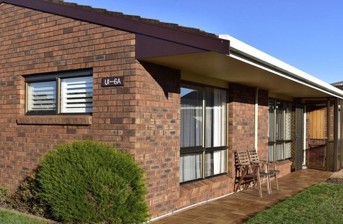 Devonport Apartment | Inspire Boutique III A Stylish Home Away from Home