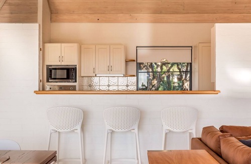 Yallingup House | INVITING 2 STOREY COASTAL ESCAPE IN PRIME HOLIDAY POSITION ON YALLINGUP HILL