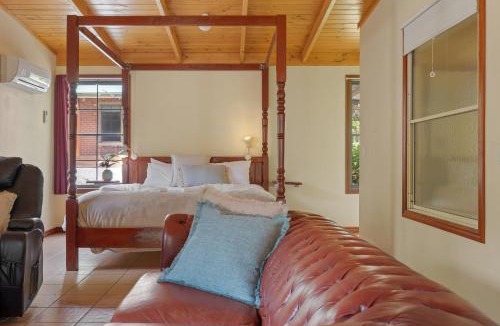 Halls Gap House | Ironbark Villa 2
