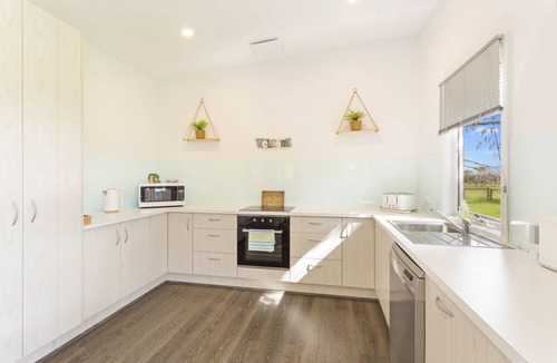 Cowes Villa | Isla Villa, Cowes, Phillip Island