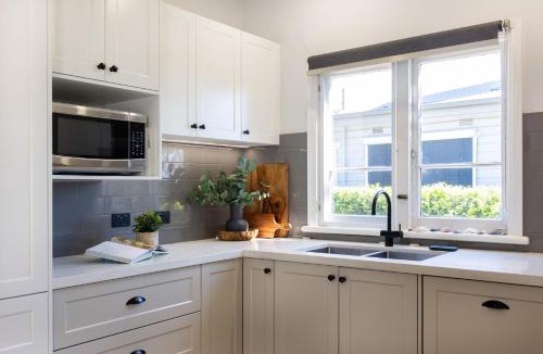 Milton House | Ivy Cottage Milton
