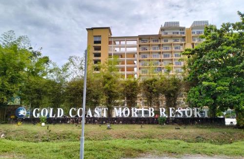 Endah House | Izz room studio Gold Coast Morib Resort