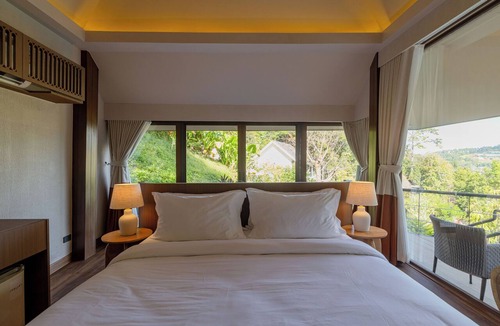 Pong Yaeng Hotel | J Valley Resort