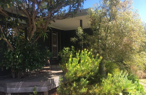Ocean Grove House | Jack's Shack - Spacious eco-friendly beach house. Great for families- sleeps 8.