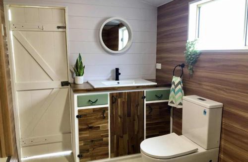 Kingscote House | Jack's Tidal Pool Shack