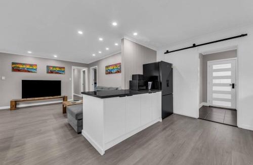 Eden House | JackEllie Lodge - Pets welcome