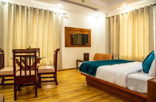 Shoghi Hotel | Jade Vine Resort