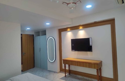 Gandhinagar Hotel | Januson Hotel