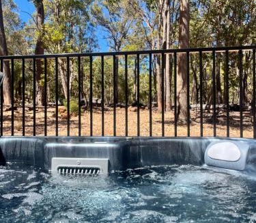 Jalbarragup Resort | Jarrah Glen Cabins