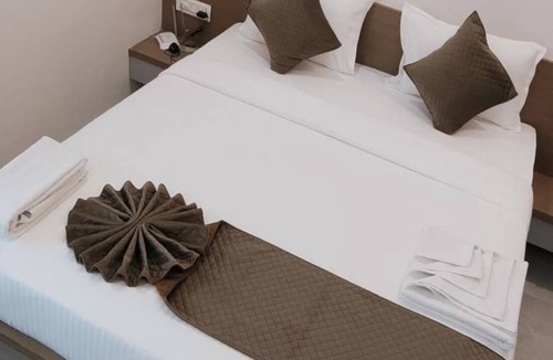 Shirur Hotel | Jayesh Lodging