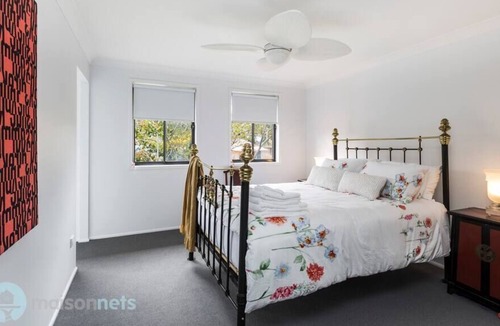 Sanctuary Point House | Jervis Bay 5 Bed House/Parking By Hyams Beach