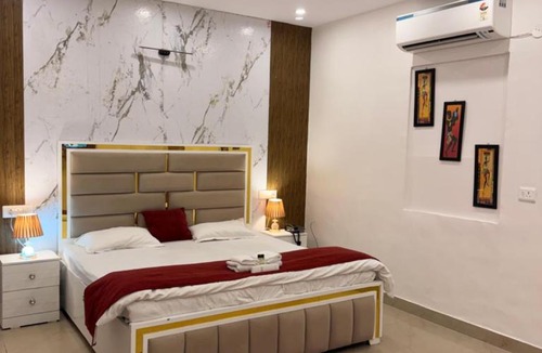 Sector 70 House | JJ Resiidency