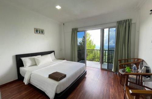 Kundasang Hotel | JR Stay