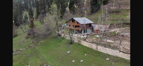 Pahalgam House | Jungle Bungalow