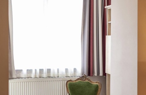 Maxglan House | JUNIOR Basic - HOTEL junior by max70