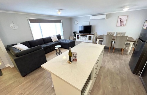 Moonta Bay House | Just About Beachfront - Where Sea Meets Serenity - Moonta Bay