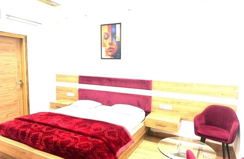 Patiala Hotel | K D Motels