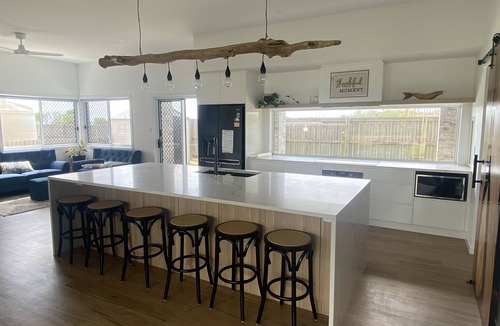 Rules Beach House | Kaarakin Beach House- Option 2 - Relax, swim, surf, fish or 4WD