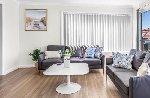 Kiama House | Kaleula Upper Beach House