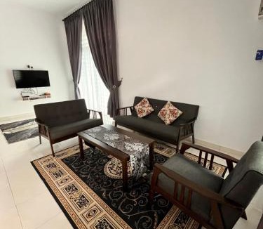Kemaman House | Kamelia Homestay