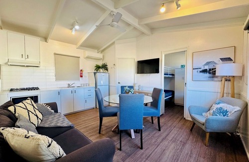 Rye Cabin | Kanasta Caravan Park