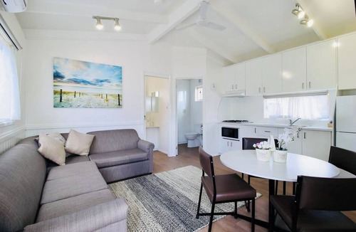 Rye Cabin | Kanasta Caravan Park