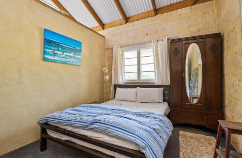 Dawesville House | Kangaroo Cottage