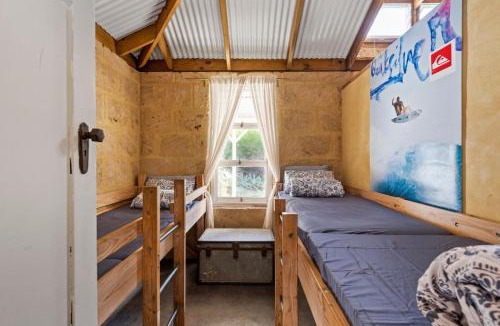 Dawesville House | Kangaroo Cottage