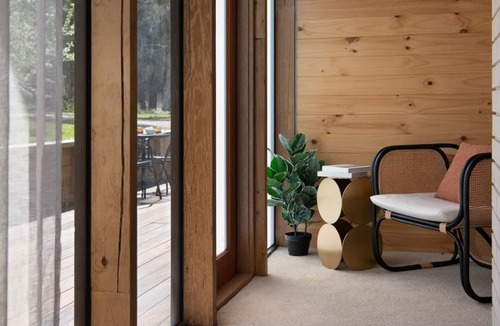 Wheatsheaf House | Kangaroo Creek Estate Daylesford