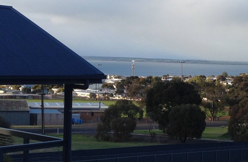 Kingscote House | Kangaroo Island Bayview Villas