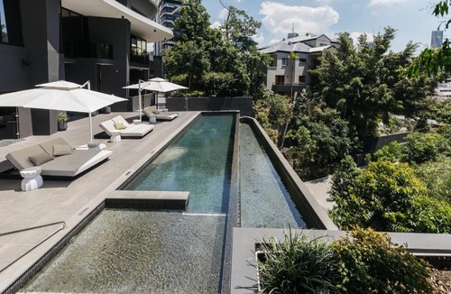 Kangaroo Point Apartment | Kangaroo Point Apartment by Urban Rest
