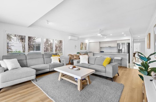 Alexandra Headland Apartment | Karmasea Beachside Holiday Apartments