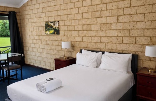 Pemberton Hotel | Karri Forest Motel