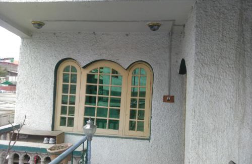 Srinagar House | Kashmir naaz