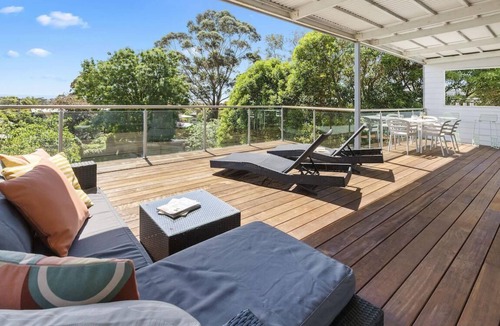 McCrae House | Kasih - Ocean Views - Love Actually.and we love it.