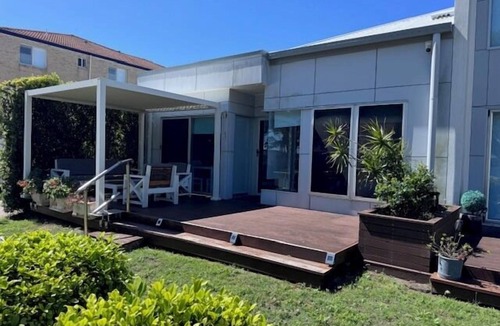 Bellara Apartment | Keith's on Sylvan Beach. Stylish 2BR unit with awesome Pumistone Passage views.
