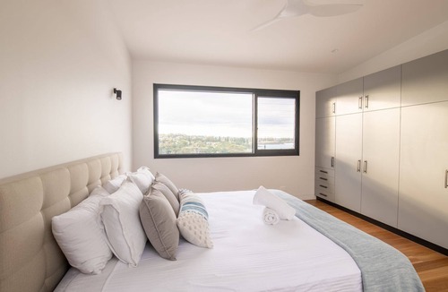 Kiama House | Kendall's Beach Views