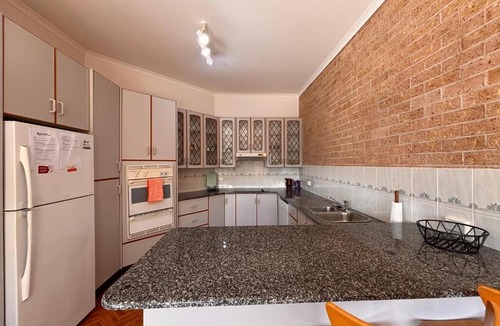 Black Head Apartment | Kennington 8 Blackhead