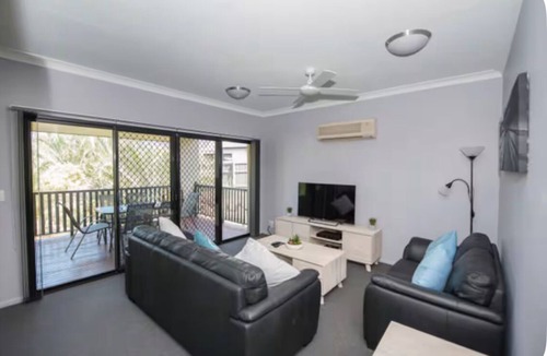 McDowall House | Keona Grove Home 2 - beautiful Townhouse